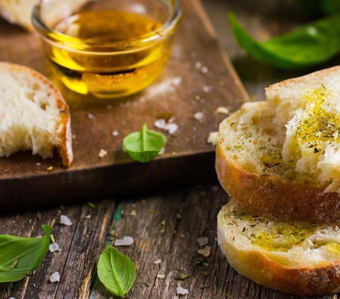 olio siciliano con pane